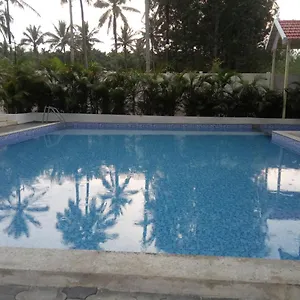 2* Hotel Coorg Dew Drops &